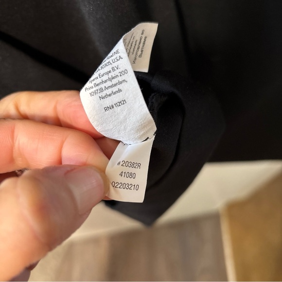 SPANX LBD THE PERFECT A-LINE BLACK DRESS 3/4 SLEEVES STRETCH ZIPPER BACK SIZE L - Picture 11 of 11